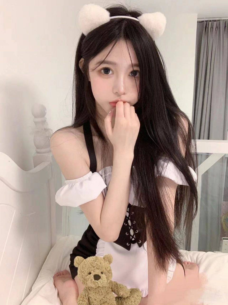上海高端大圈品茶茶艺师苏婉宁，擅长东方美人茶与白毫银针茶席设计